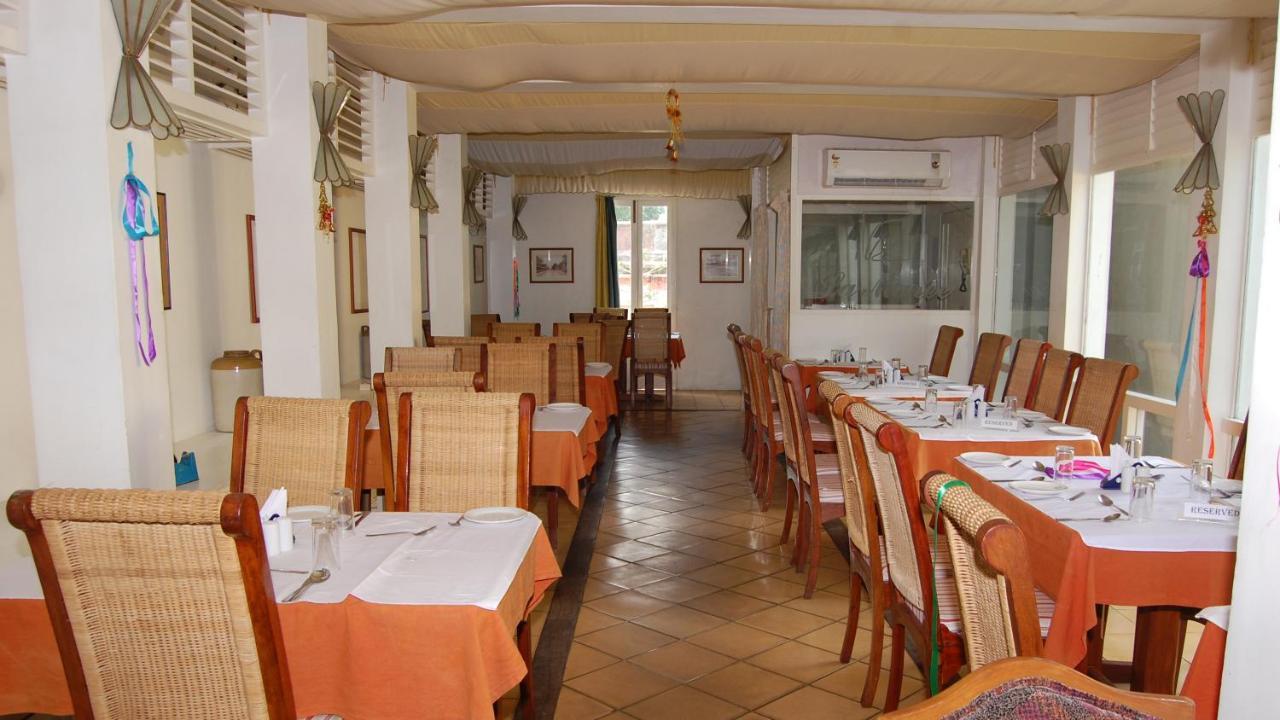 Hotel Du Parc 蓬蒂切里 外观 照片